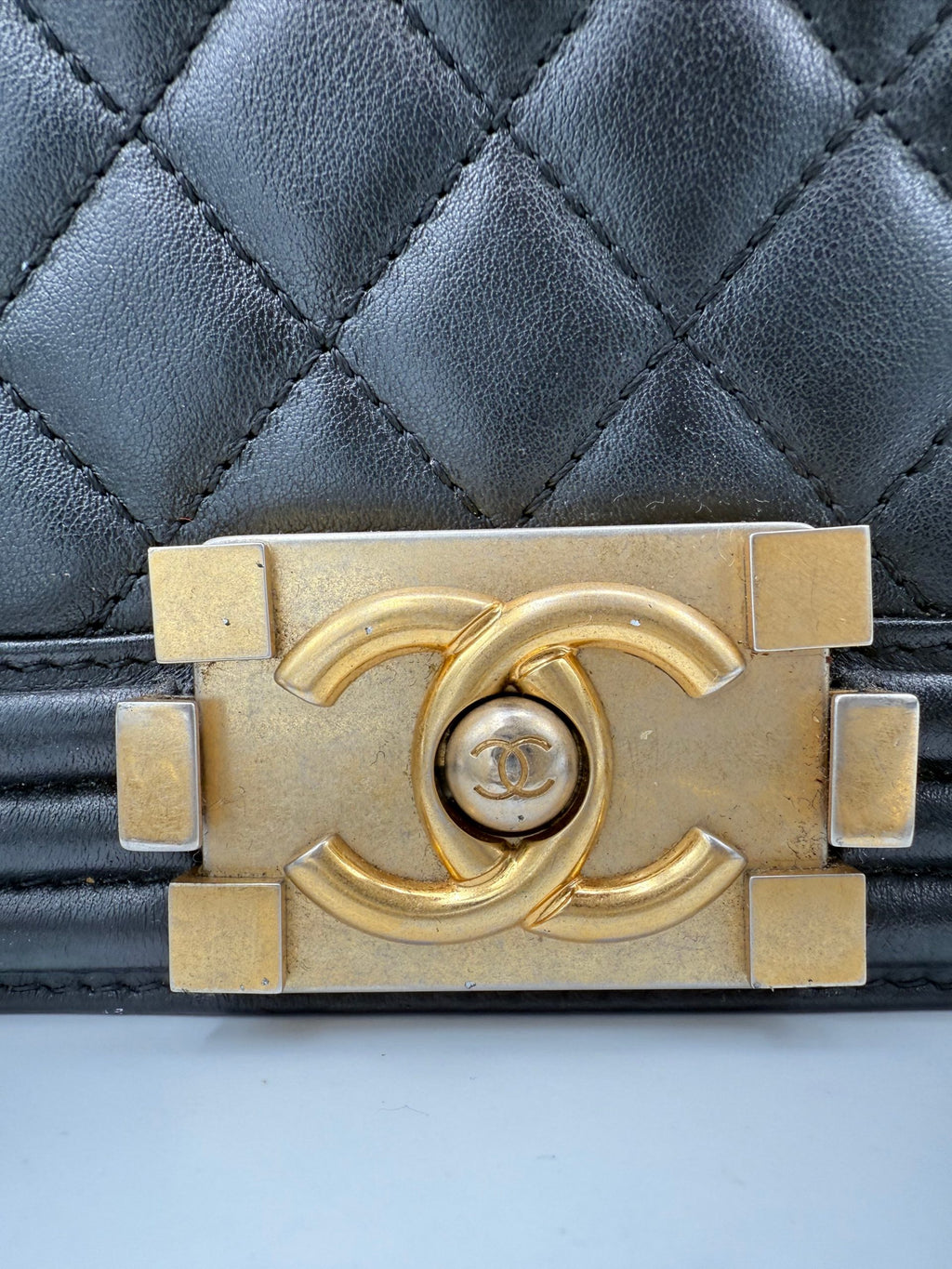 Chanel CHANEL BOY Grande Handbag