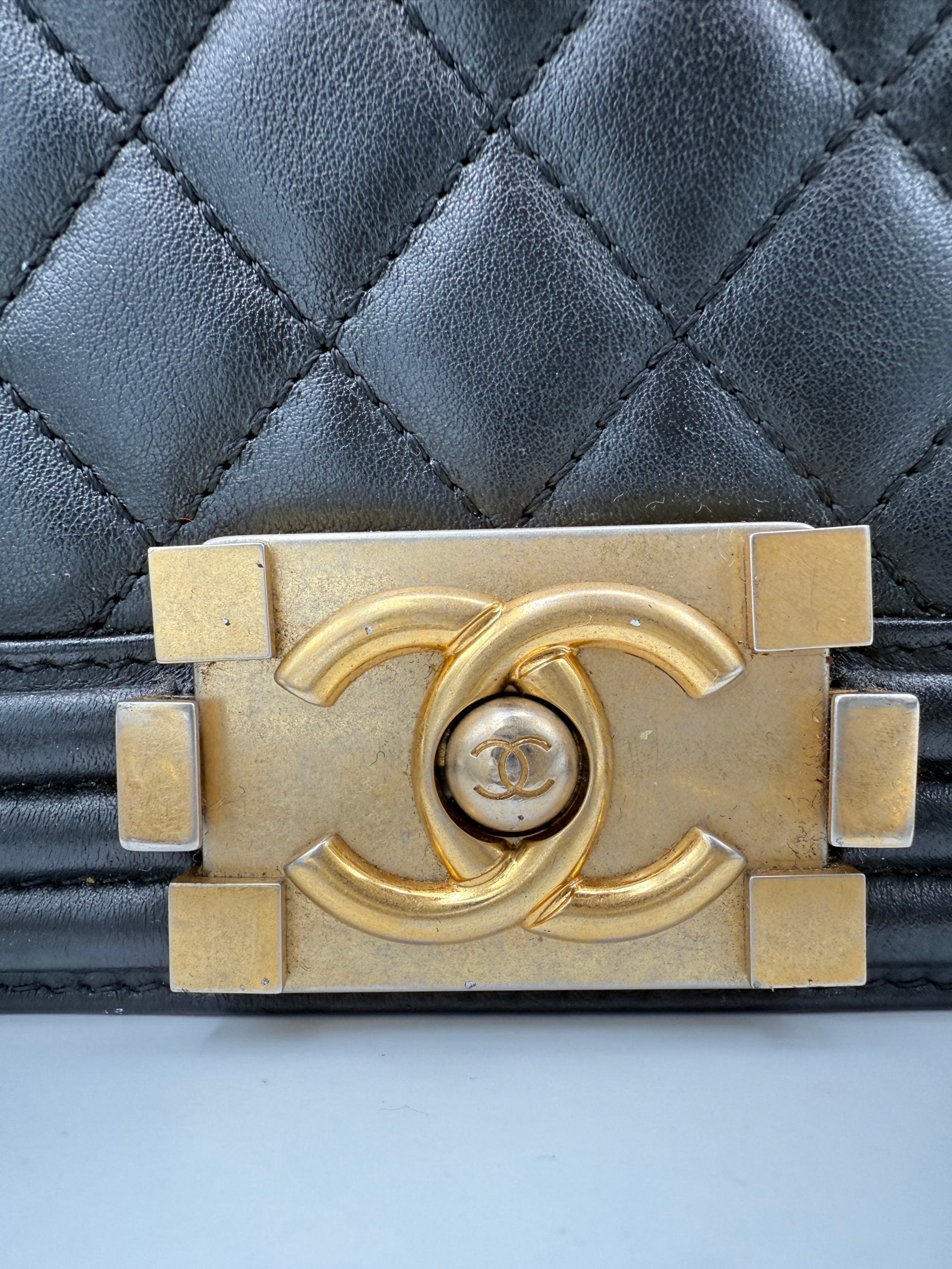 Chanel CHANEL BOY Grande Handbag
