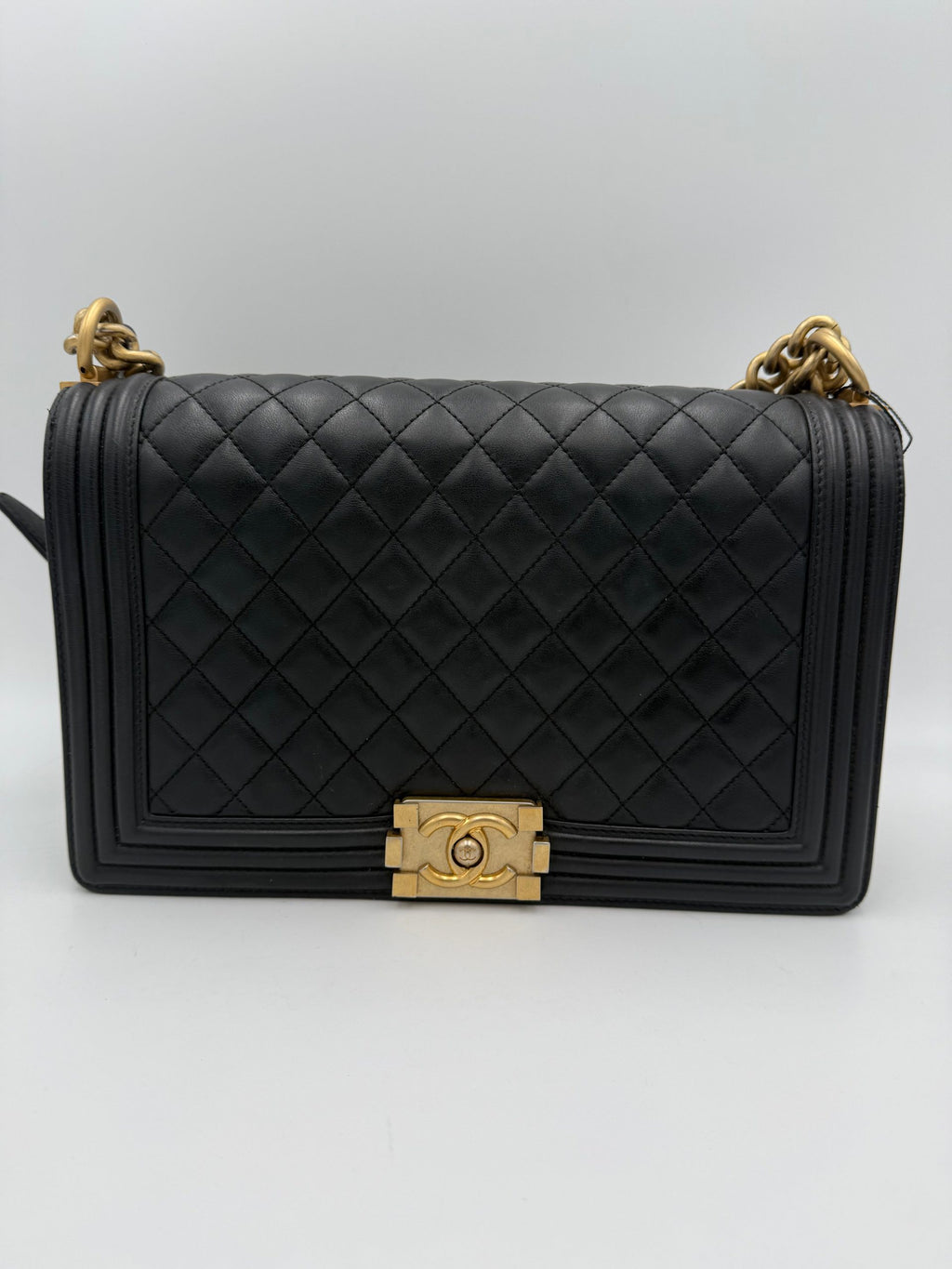 Chanel CHANEL BOY Grande Handbag