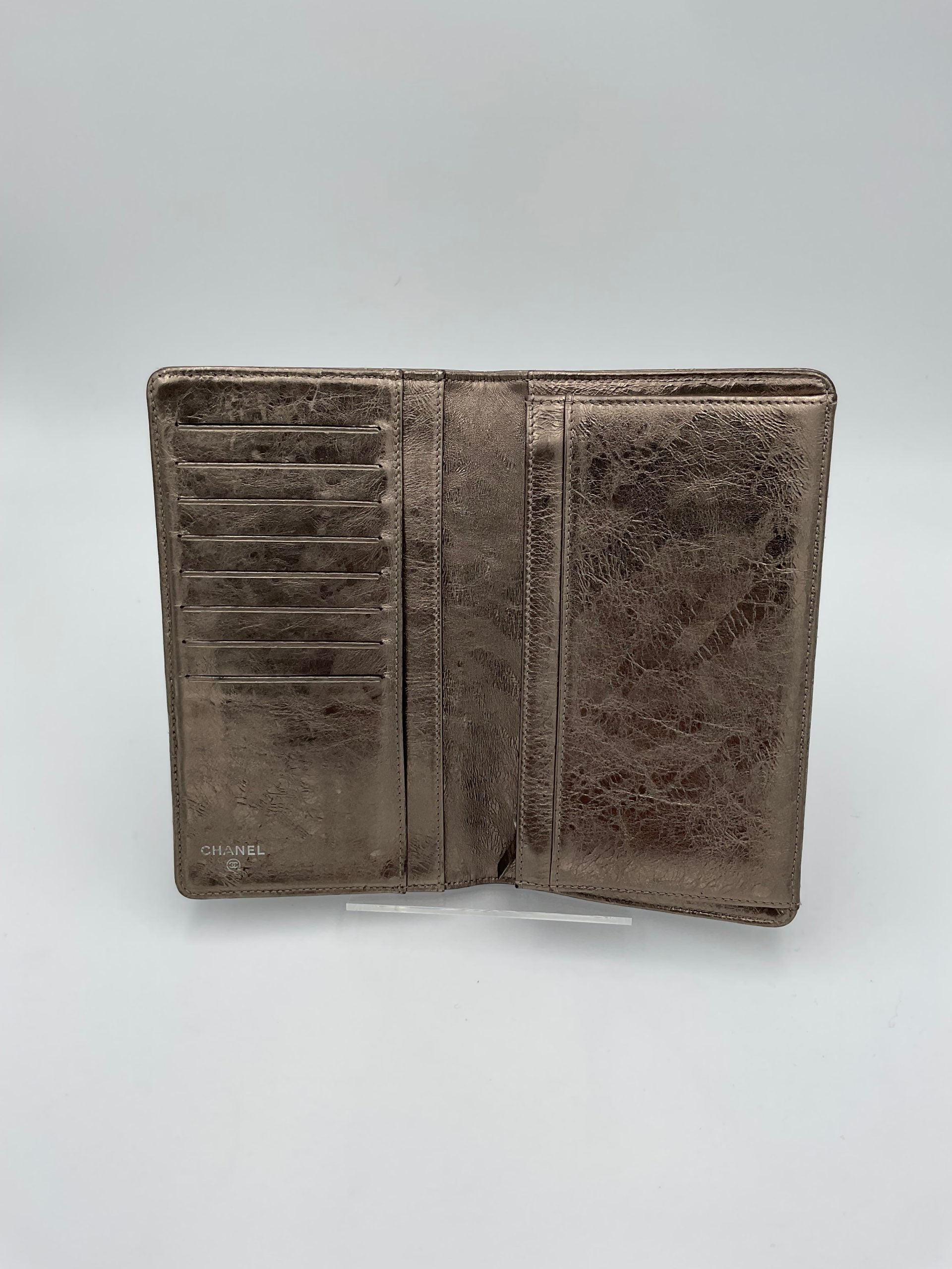 Chanel CHANEL Matèlassè Platinum Wallet