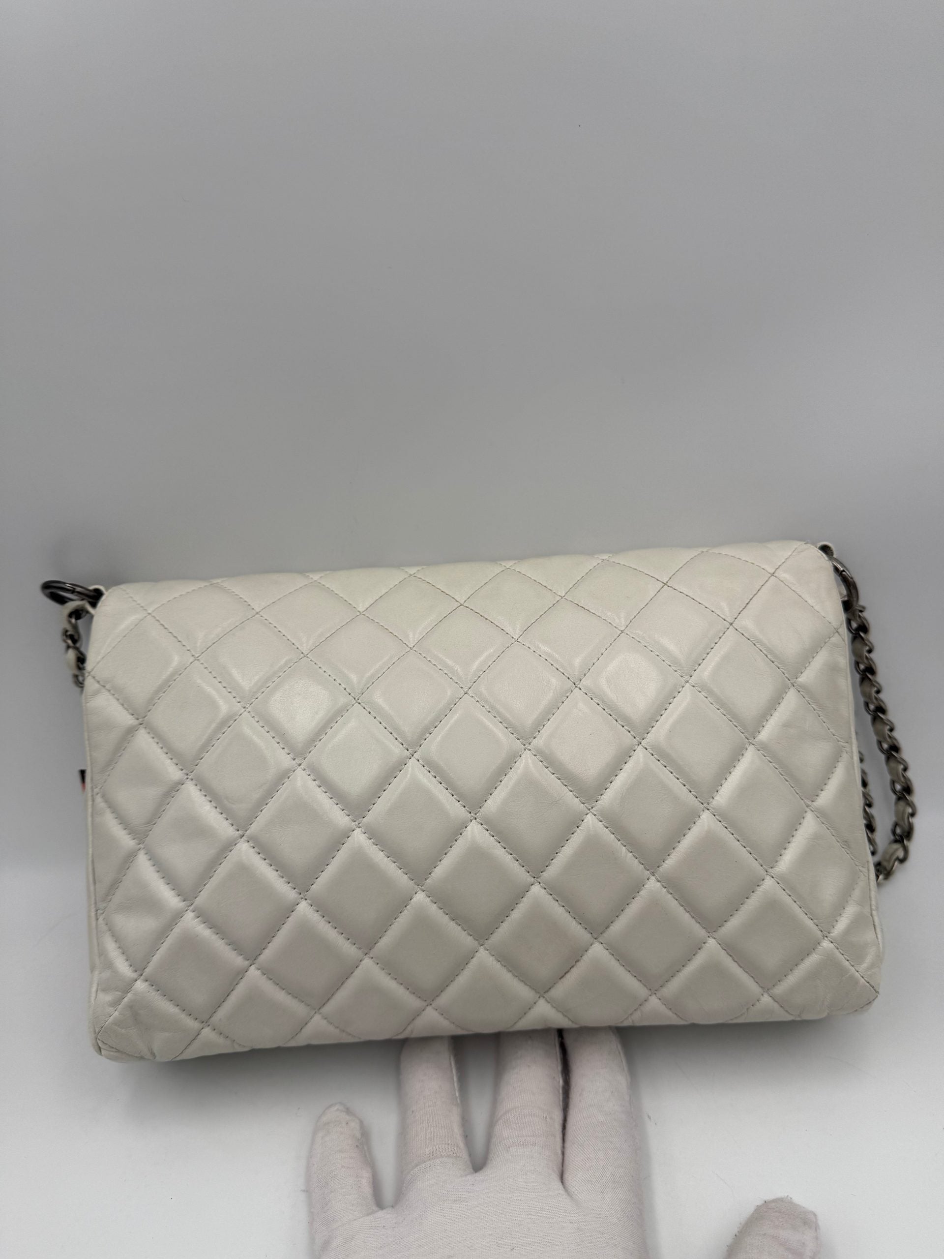 Chanel CHANEL SOFT BOY Large Handbag