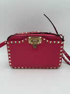 Valentino Garavani VALENTINO GARAVANI Rockstud Camera Bag Pink