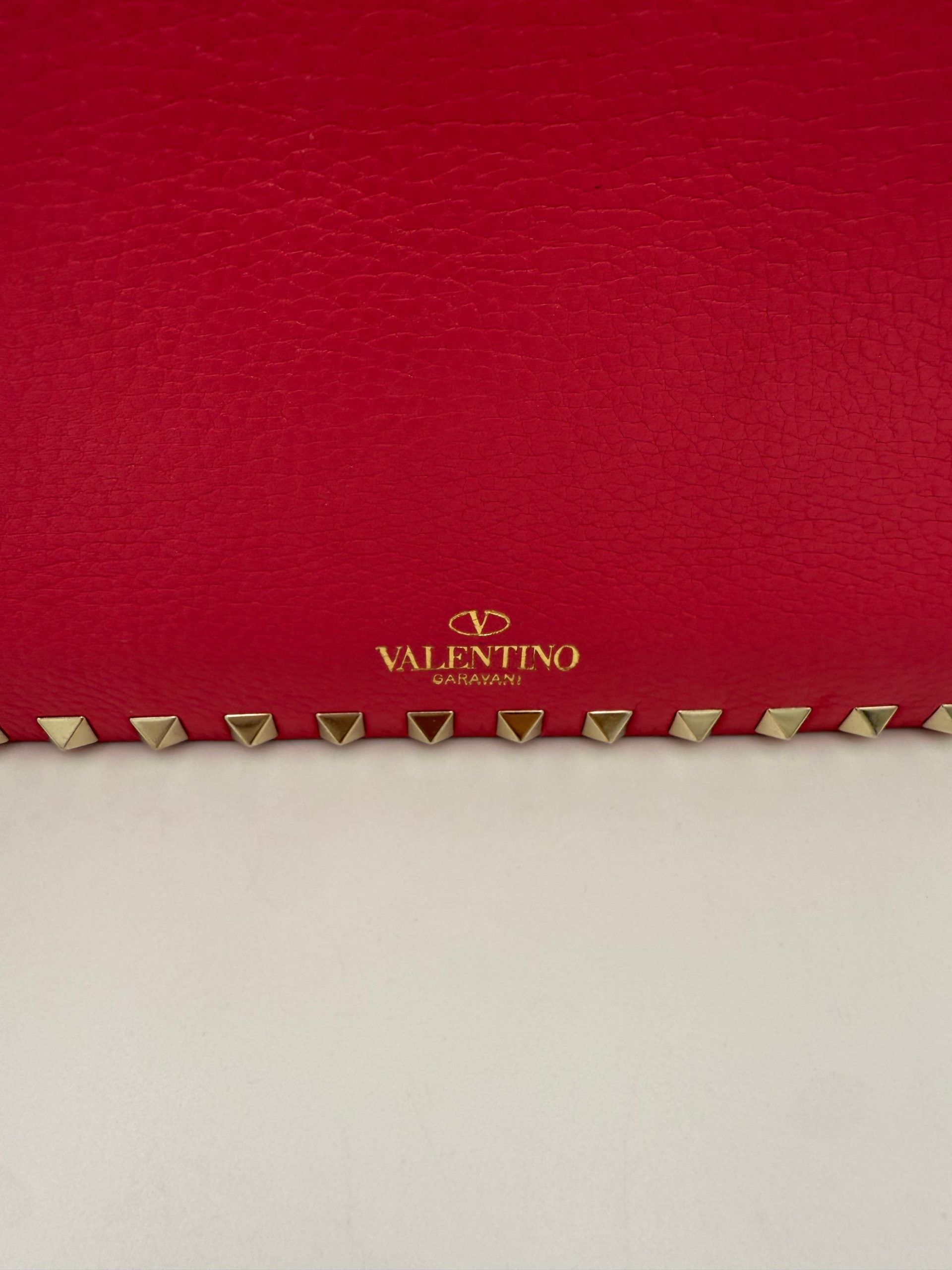 Valentino Garavani VALENTINO GARAVANI Rockstud Camera Bag Pink