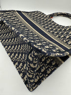 Dior DIOR TOTE BOOK Grande Tote