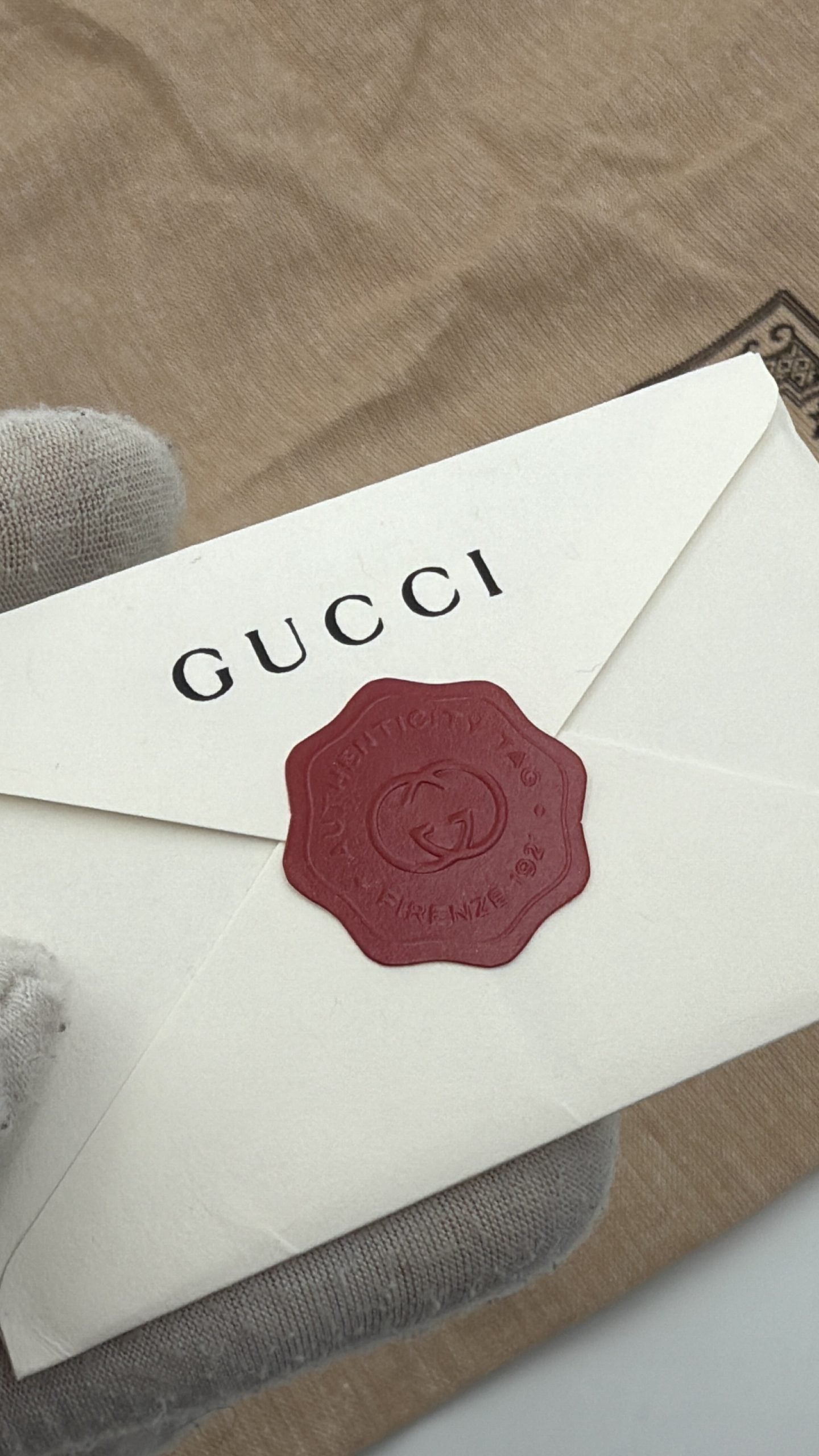 Gucci GUCCI HOBO PUFFER MARMONT Handbag