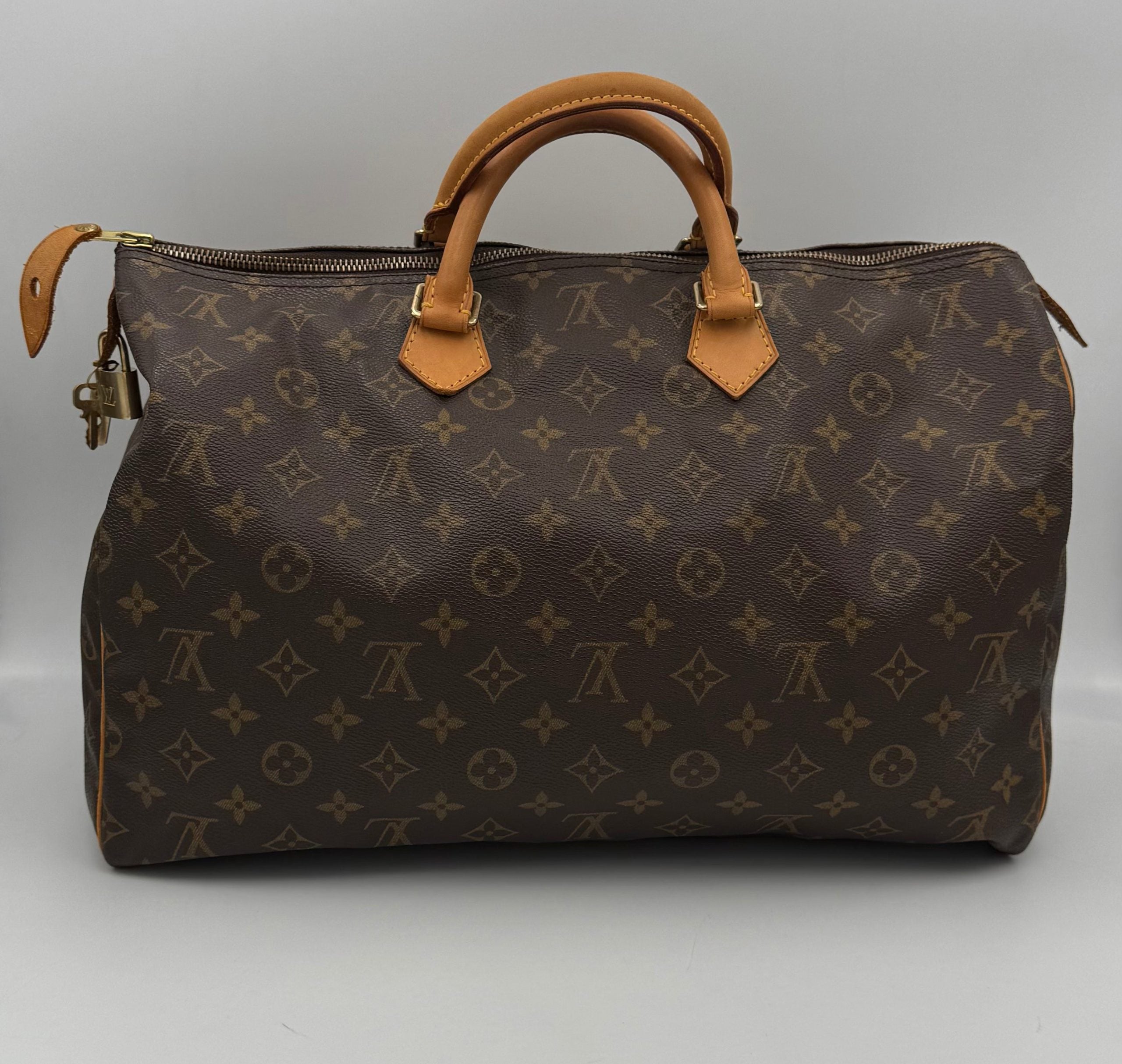Louis Vuitton LOUIS VUITTON Speedy 40 Monogram Handbag