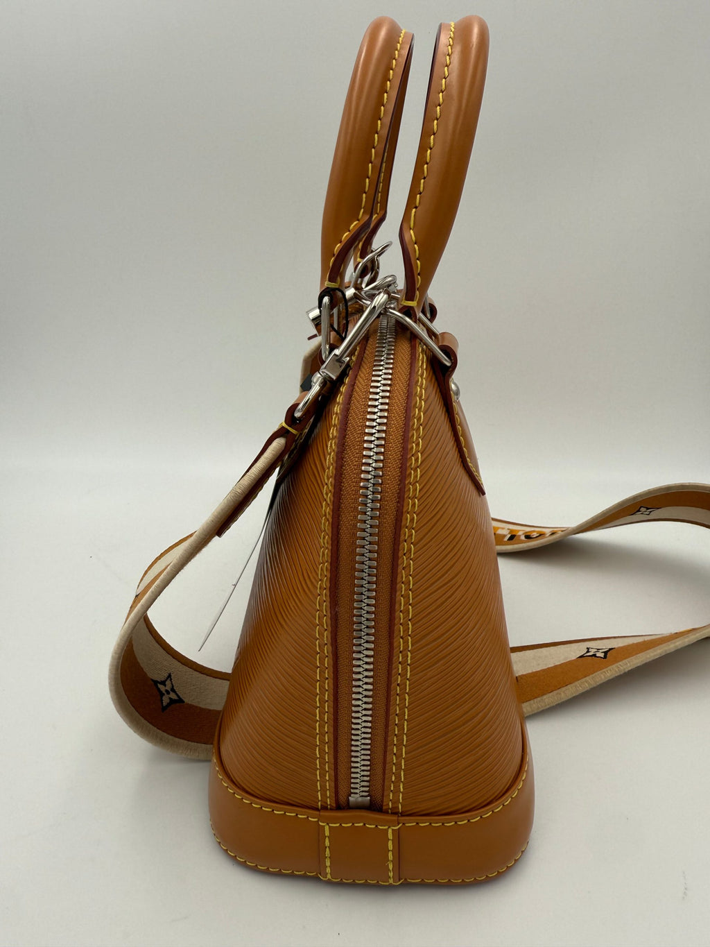 Louis Vuitton LOUIS VUITTON Alma BB EPI Gold Miel Handbag