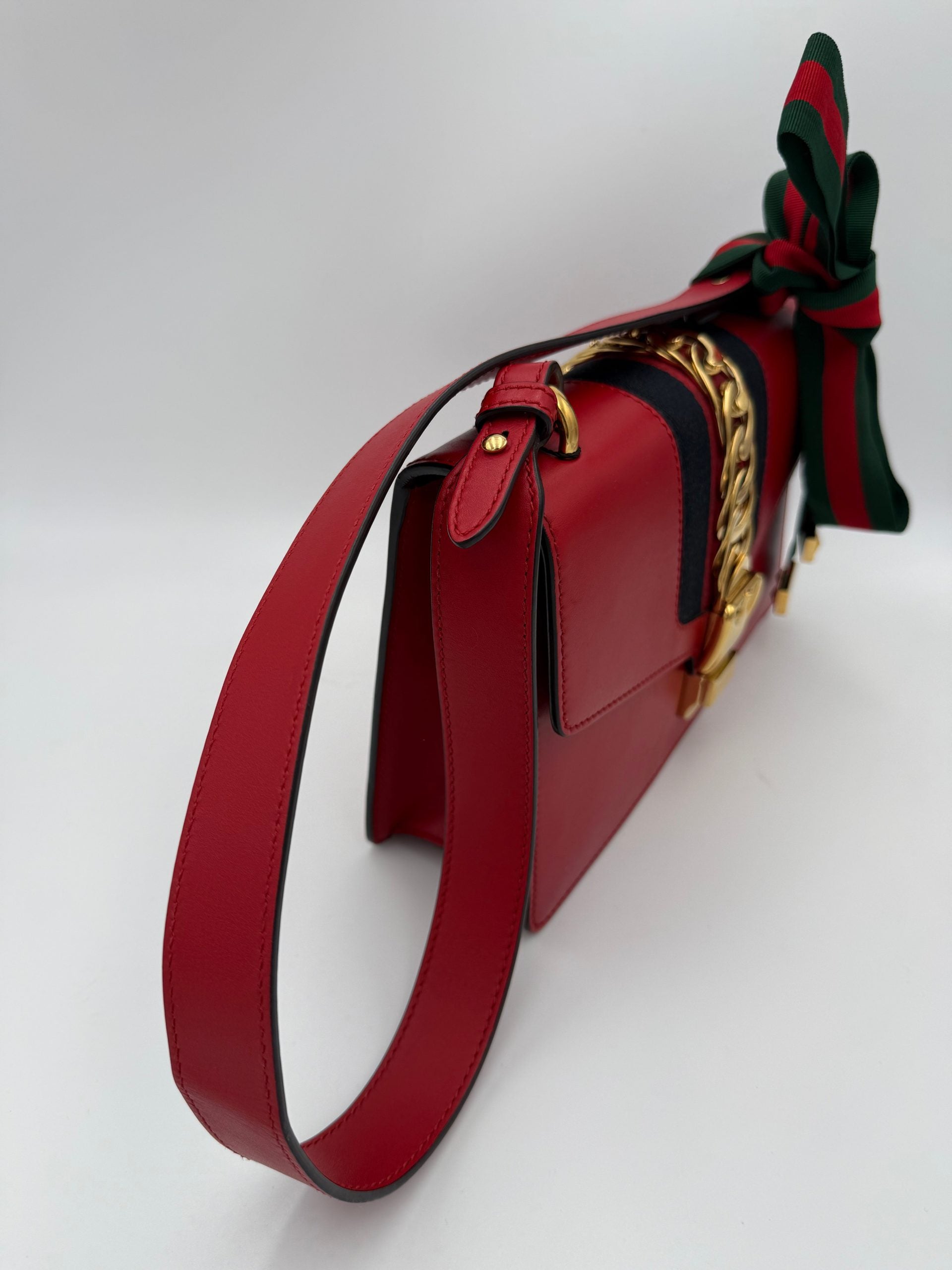 Gucci GUCCI SYLVIE Red Handbag