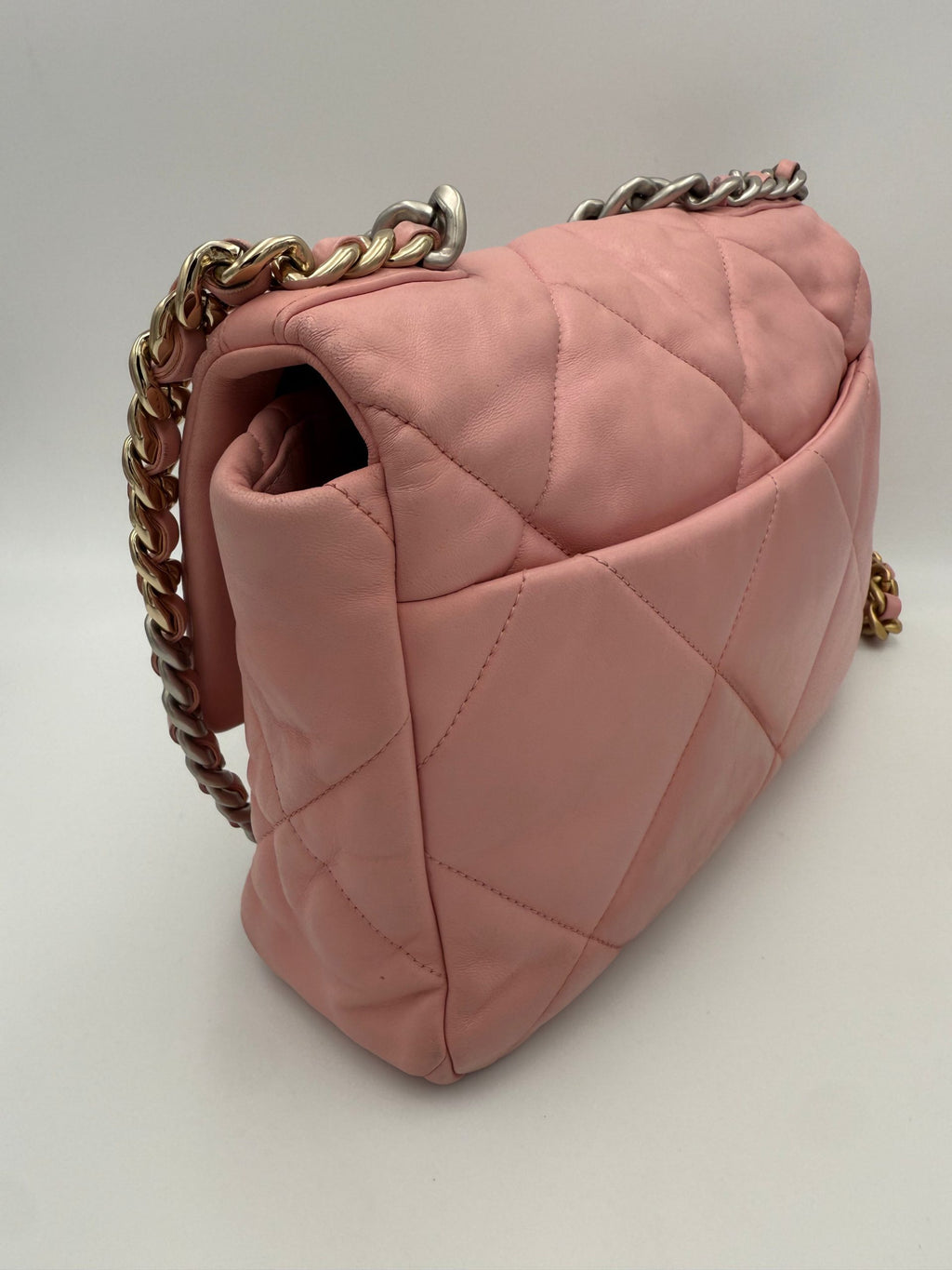 Chanel CHANEL 19 Medium Pink Handbag