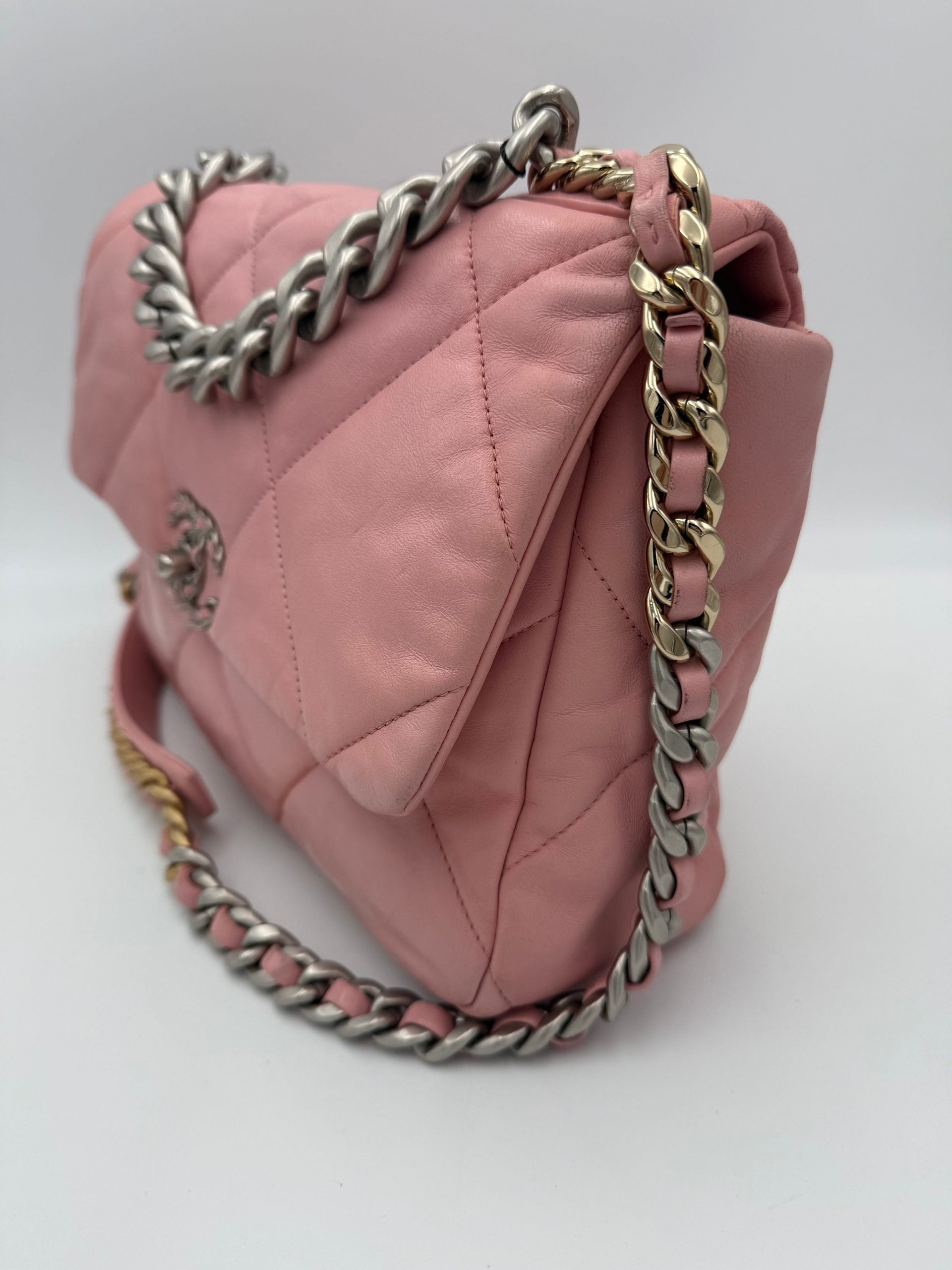 Chanel CHANEL 19 Medium Pink Handbag