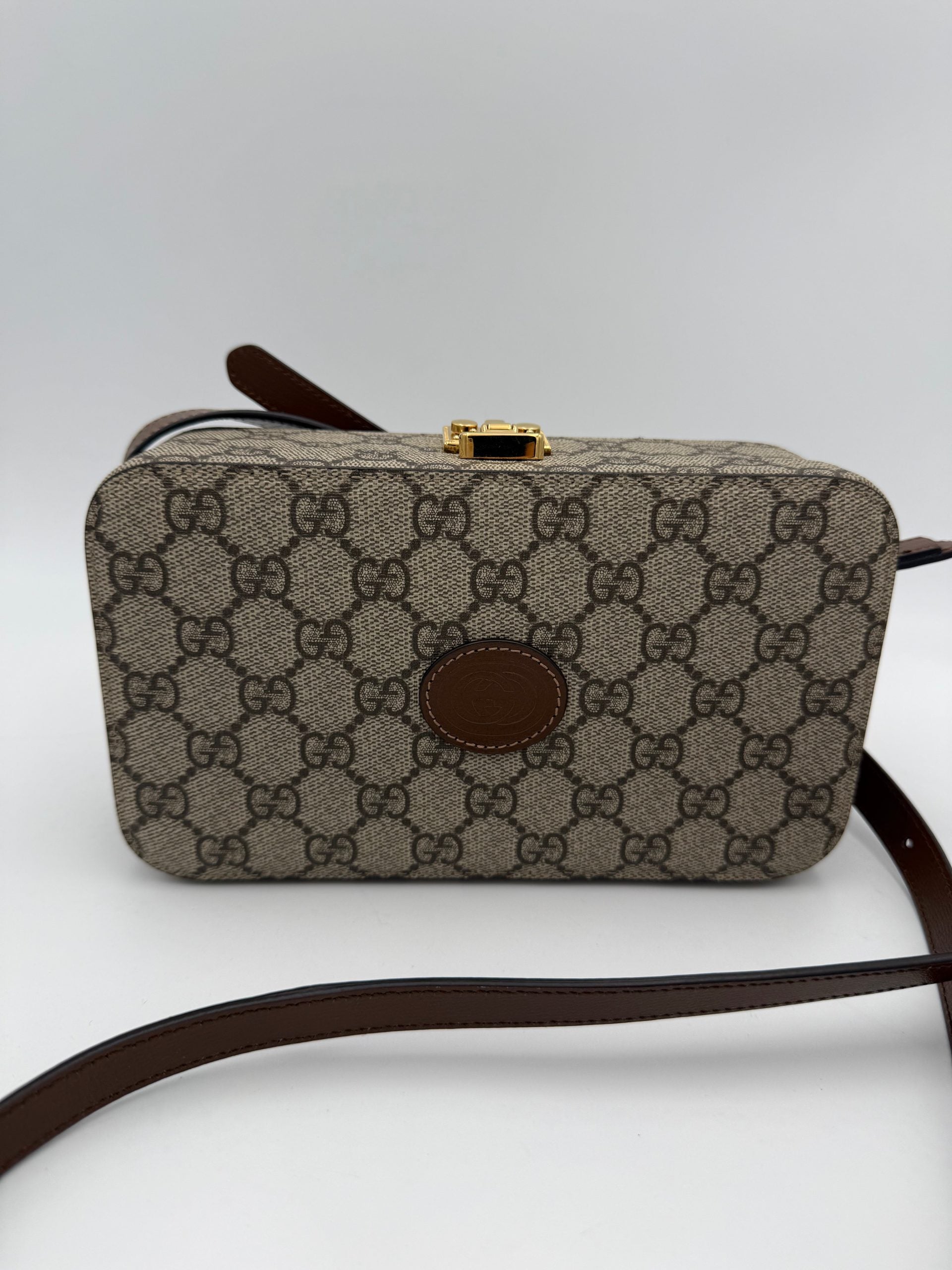 Gucci GUCCI TRUNK GG Supreme Trunk