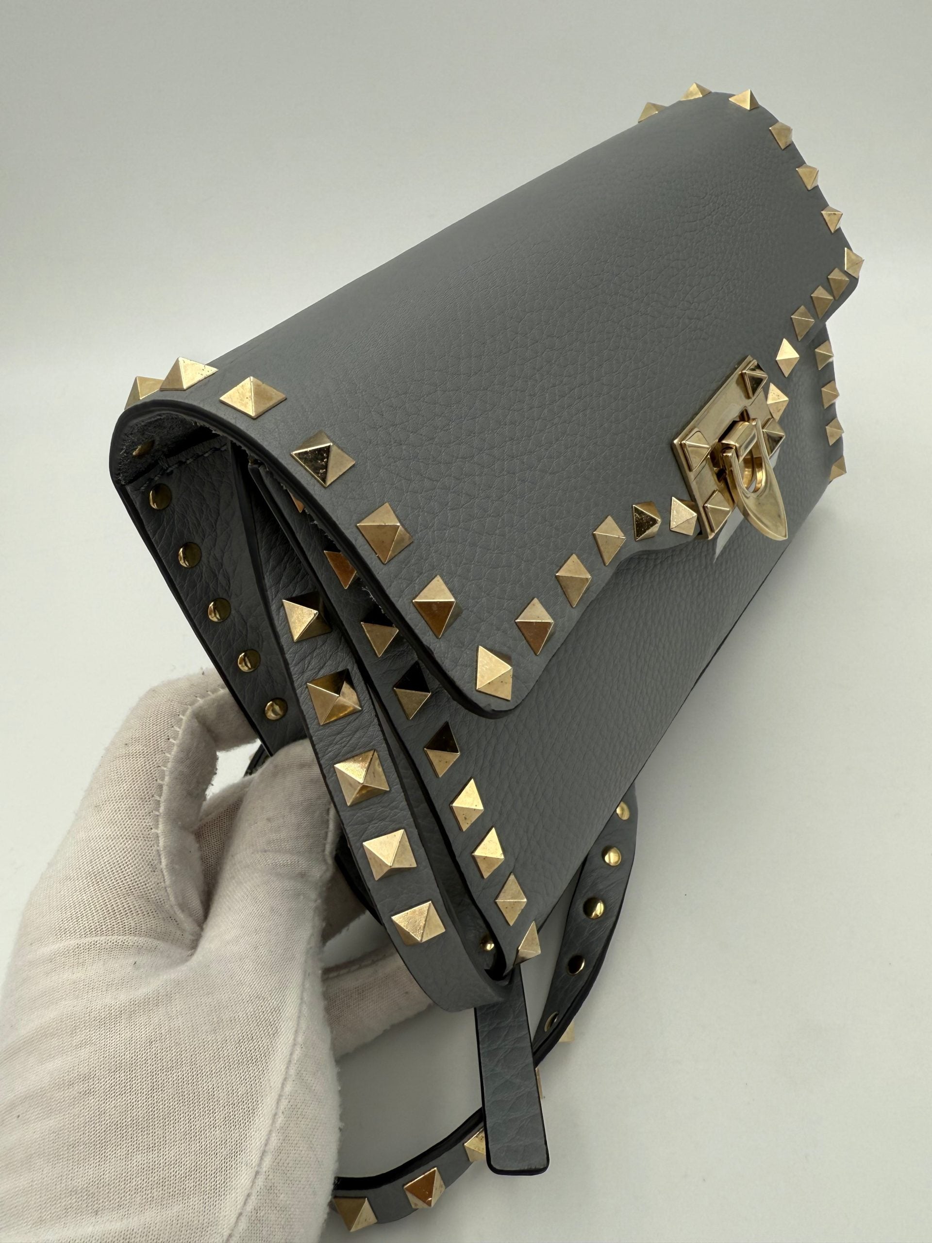 Valentino Garavani VALENTINO GARAVANI Rockstud Small Grey Handbag