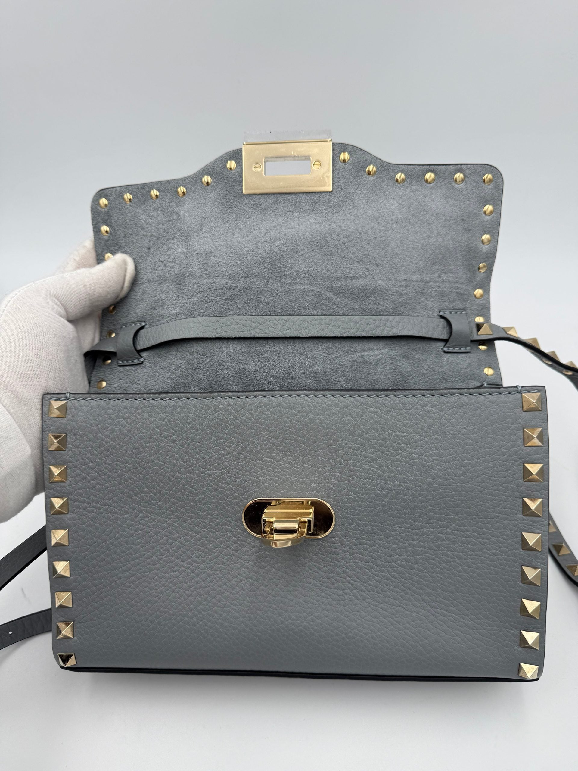 Valentino Garavani VALENTINO GARAVANI Rockstud Small Grey Handbag
