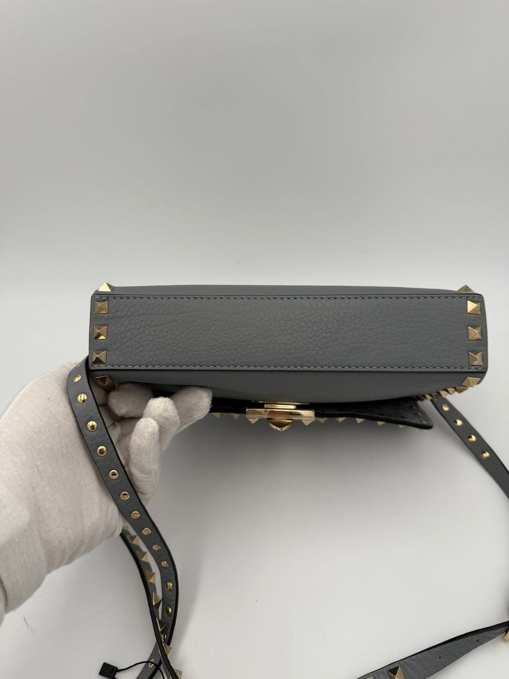 Valentino Garavani VALENTINO GARAVANI Rockstud Small Grey Handbag