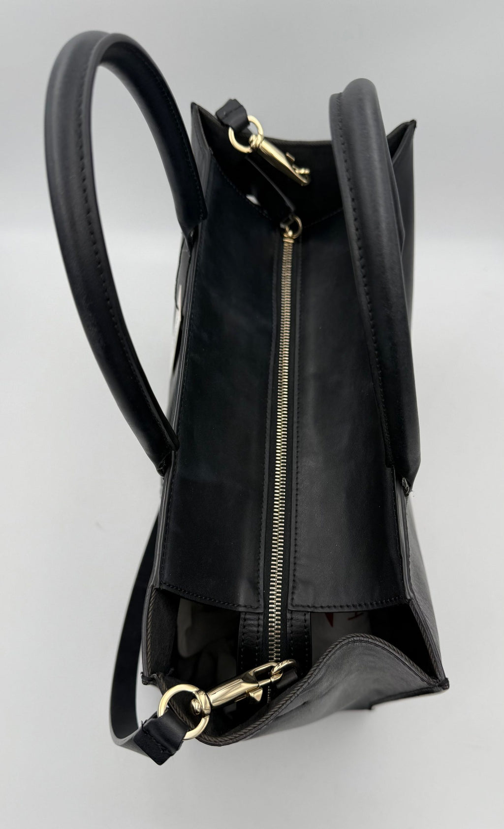 Valentino Garavani VALENTINO GARAVANI SHOPPING VLOGO Black Handbag